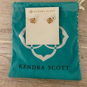 Kendra Scott Dira stud earrings rose gold